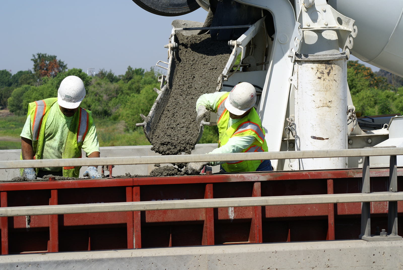 bridge-construction-project-freyssinetuk